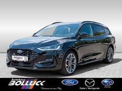 Schwarz Gebraucht 2022 Ford Focus ST-Line Kombi | 28.680 €