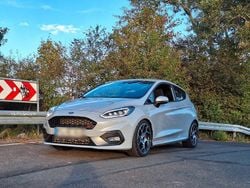 Grau Gebraucht 2019 Ford Fiesta ST Kleinwagen | 14.700 € (Guter Preis)