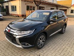 Schwarz Gebraucht 2018 Mitsubishi Outlander Edition+ SUV | 16.990 € (Fairer Preis)