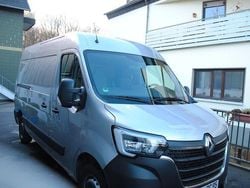 Silber Gebraucht 2023 Renault Master Van | 26.500 € (Fairer Preis)