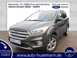 Grau Gebraucht 2017 Ford Kuga Titanium SUV | 16.900 € (Fairer Preis)