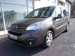 Braun Gebraucht 2016 Citroën Berlingo Van / Kleinbus | 11.100 € (Teuer)