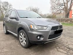 Grau Gebraucht 2010 Mitsubishi Outlander SUV | 6.500 € (Fairer Preis)