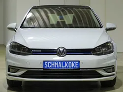 Weiß Gebraucht 2020 VW Golf VII Highline Limousine | 17.950 € (Fairer Preis)