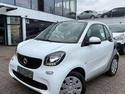 Weiß Gebraucht 2015 Smart ForTwo Coupé Passion Coupé | 6.650 € (Teuer)
