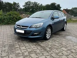 Blau Gebraucht 2015 Opel Astra Style Kombi | 6.000 € (Guter Preis)
