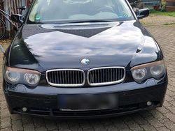 Schwarz Gebraucht 2002 BMW 735 Limousine | 3.999 € (Teuer)