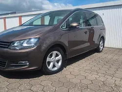 Braun Gebraucht 2012 VW Sharan Van / Kleinbus | 12.500 € (Fairer Preis)