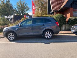Grau Gebraucht 2010 Chevrolet Captiva SUV | 5.450 € (Etwas zu teuer)