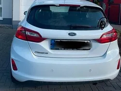 Weiß Gebraucht 2017 Ford Fiesta Kleinwagen | 10.300 € (Fairer Preis)