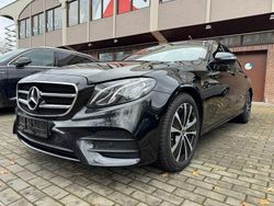 Obsidianschwarz metalliclack Gebraucht 2020 Mercedes E300 AMG Limousine | 25.888 € (Guter Preis)