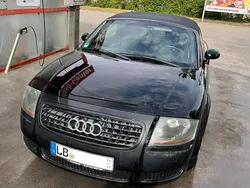 Schwarz Gebraucht 2001 Audi TT Roadster Cabrio | 6.000 €