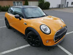 Volcanic orange Gebraucht 2016 Mini ONE Kleinwagen | 6.999 €