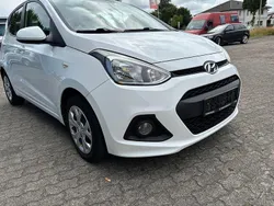 Weiß Gebraucht 2016 Hyundai i10 Classic Kleinwagen | 6.100 € (Guter Preis)