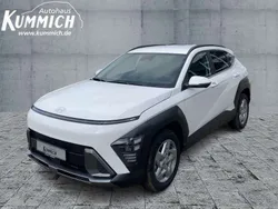 Atlas white (weiß) Gebraucht 2023 Hyundai Kona Trend SUV | 26.490 € (Etwas zu teuer)