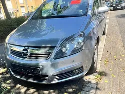 Blau Gebraucht 2006 Opel Zafira Van / Kleinbus | 1.200 € (Guter Preis)