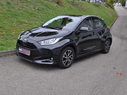 Schwarz Gebraucht 2020 Toyota Yaris Hybrid Club Limousine | 18.890 € (Etwas zu teuer)