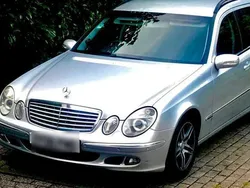 Mercedes E220
