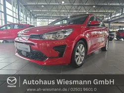 (beg) signalrot met. Gebraucht 2023 Kia Rio Vision Kleinwagen | 19.490 € (Fairer Preis)
