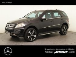 Metalliclack obsidianschwarz Gebraucht 2009 Mercedes ML320 Sport SUV | 8.499 € (Fairer Preis)