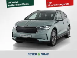 Arcticsilber metallic Gebraucht 2023 Skoda Enyaq iV SUV | 28.945 € (Guter Preis)