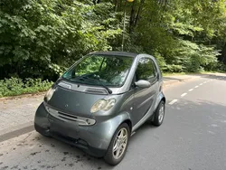 Grau Gebraucht 2005 Smart ForTwo Coupé Kleinwagen | 2.300 €