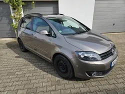 Beige Gebraucht 2010 VW Golf Plus Cross Team Van / Kleinbus | 4.990 € (Guter Preis)
