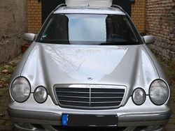 Silber Gebraucht 2001 Mercedes E200 Elegance Kombi | 1.500 € (Superpreis)