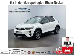 Bud) schneeweiss/schwarz (weiss Gebraucht 2020 Kia Stonic Vision SUV | 17.789 € (Fairer Preis)
