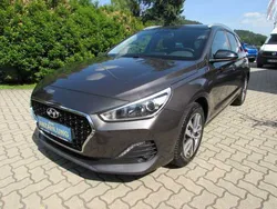 Grau Gebraucht 2019 Hyundai i30 YES! Kombi | 12.980 € (Fairer Preis)
