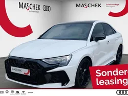 Arkonaweiss Neu 2025 Audi RS3 Comfort Kleinwagen | 69.333 € (Guter Preis)