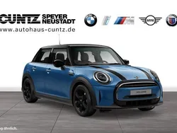 Blau Gebraucht 2022 Mini Cooper Kleinwagen | 23.880 €