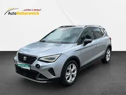 Grau Gebraucht 2024 Seat Arona SUV | 18.990 € (Fairer Preis)