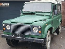 Grün Gebraucht 1987 Land Rover Defender SUV | 9.290 €