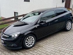 Schwarz Gebraucht 2009 Opel Astra GTC Sport Limousine | 4.990 € (Fairer Preis)
