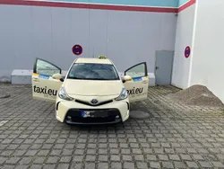 Weiß Gebraucht 2018 Toyota Prius Kleinwagen | 16.000 € (Fairer Preis)