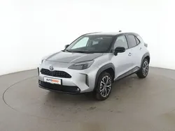 Grau Gebraucht 2022 Toyota Yaris Cross Elegant SUV | 27.000 € (Fairer Preis)