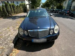 Schwarz Gebraucht 2009 Mercedes E220 Limousine | 2.500 € (Superpreis)