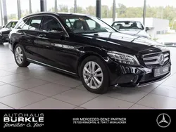 Schwarz Gebraucht 2019 Mercedes C300 Avantgarde Limousine | 26.650 € (Fairer Preis)
