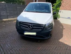 Weiß Gebraucht 2019 Mercedes Vito Van / Kleinbus | 27.900 €