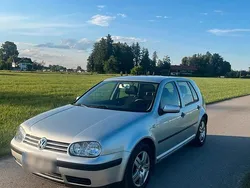 Silber Gebraucht 2002 VW Golf IV Edition Kleinwagen | 2.200 € (Fairer Preis)