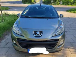 Grau Gebraucht 2010 Peugeot 207 CC Filou Cabrio | 2.000 € (Superpreis)