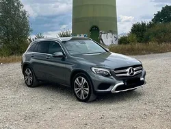 Grau Gebraucht 2016 Mercedes GLC220 SUV | 27.000 € (Etwas zu teuer)