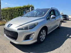 Grau Gebraucht 2013 Peugeot 308 Business-Line Kombi | 4.999 €