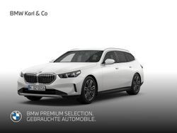 Weiss Gebraucht 2024 BMW 520 Efficient Dynamics Kombi | 63.270 €