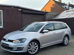 Silber Gebraucht 2016 VW Golf VII Allstar Kombi | 8.950 € (Superpreis)