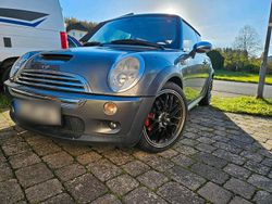 Silber Gebraucht 2003 Mini Cooper S Kleinwagen | 3.450 €