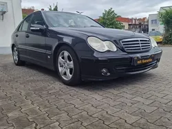 Schwarz Gebraucht 2006 Mercedes C220 Limousine | 3.900 € (Fairer Preis)