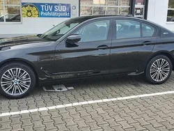 Schwarz Gebraucht 2018 BMW 530e Sport Line Limousine | 22.000 € (Guter Preis)