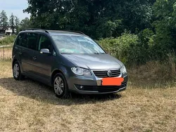 Silber Gebraucht 2006 VW Touran Van / Kleinbus | 7.590 €